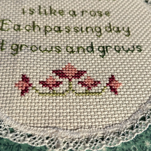 “A Mother’s Love” crossstitch, 9.5” diameter. Handmade, ready to hang. Lace edge - Picture 4 of 4